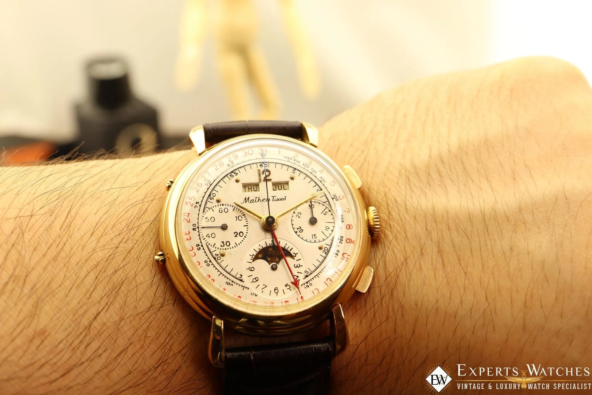 Vintage Serviced 50s Mathey Tissot Chronograph Valjoux 88 Day Date MoonPhase 14K